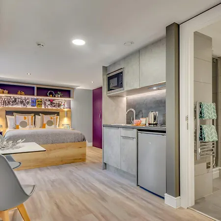 Hotel The Glassworks